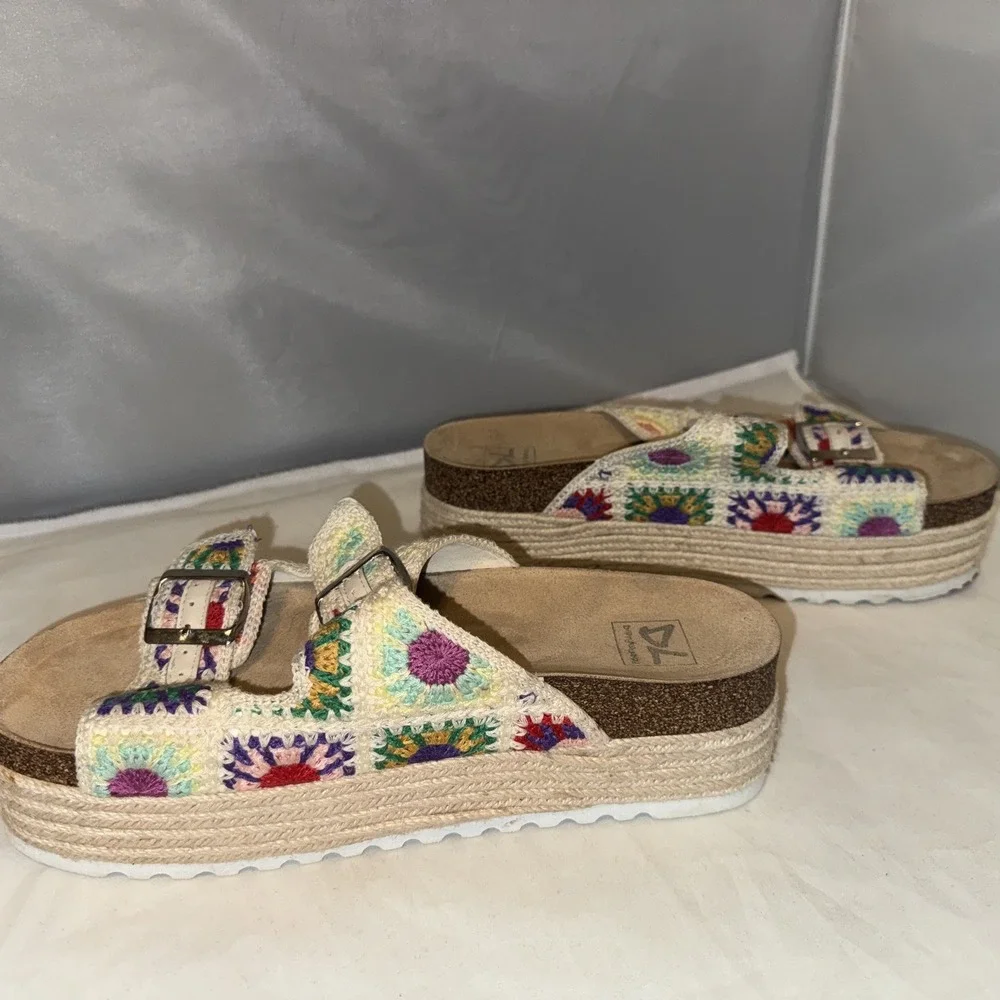 Dirty Laundry‎ Crochet Sandals Women Sz 10 Slip On Shoes Boho Hippie Platform